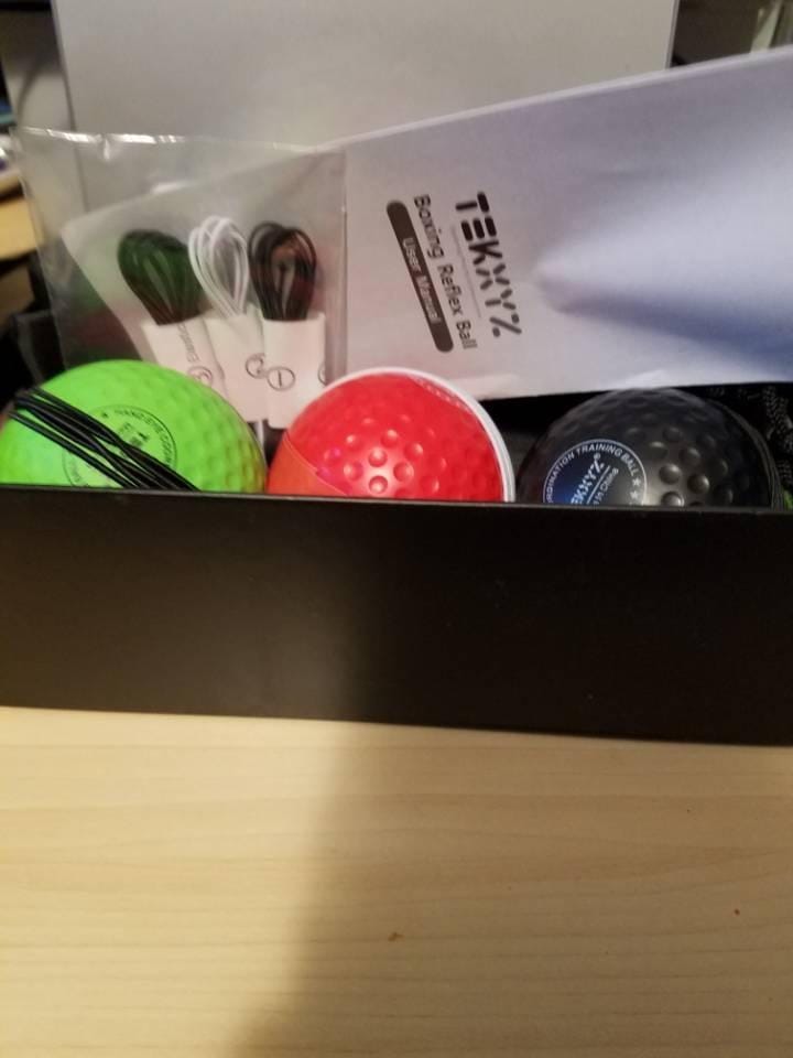 Customer photo review of TEKXYZ Boxing Reflex Ball - 3 Difficulty Levels