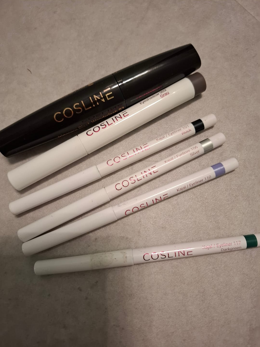 Customer photo review of Smokey-Eyes-Set