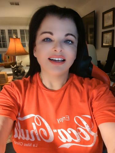 Customer photo review of Loca - Chula Vintage Refresco Tee