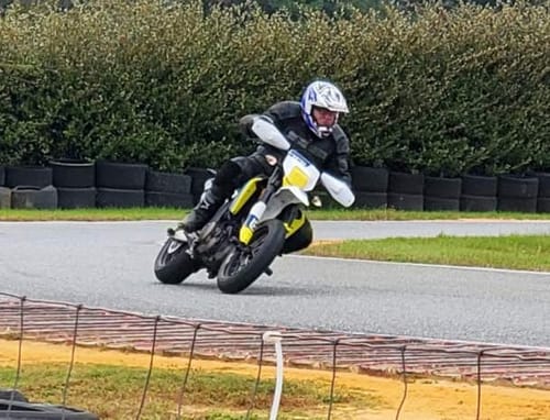 Customer photo review of MOTUL 300V 4T COMPETITION SYNTHETIC OIL 15W50 4-LITER