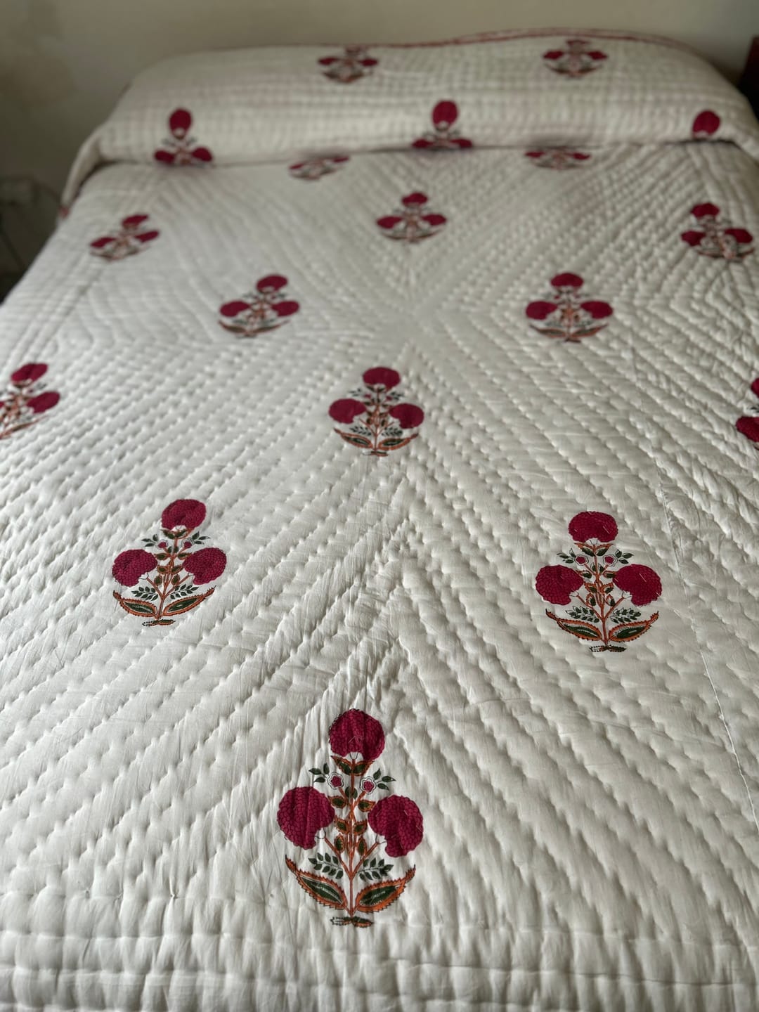 Customer photo review of Dahlia Handstitched Organic Quilt
