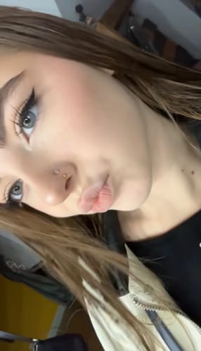 Customer photo review of Piercing Louise