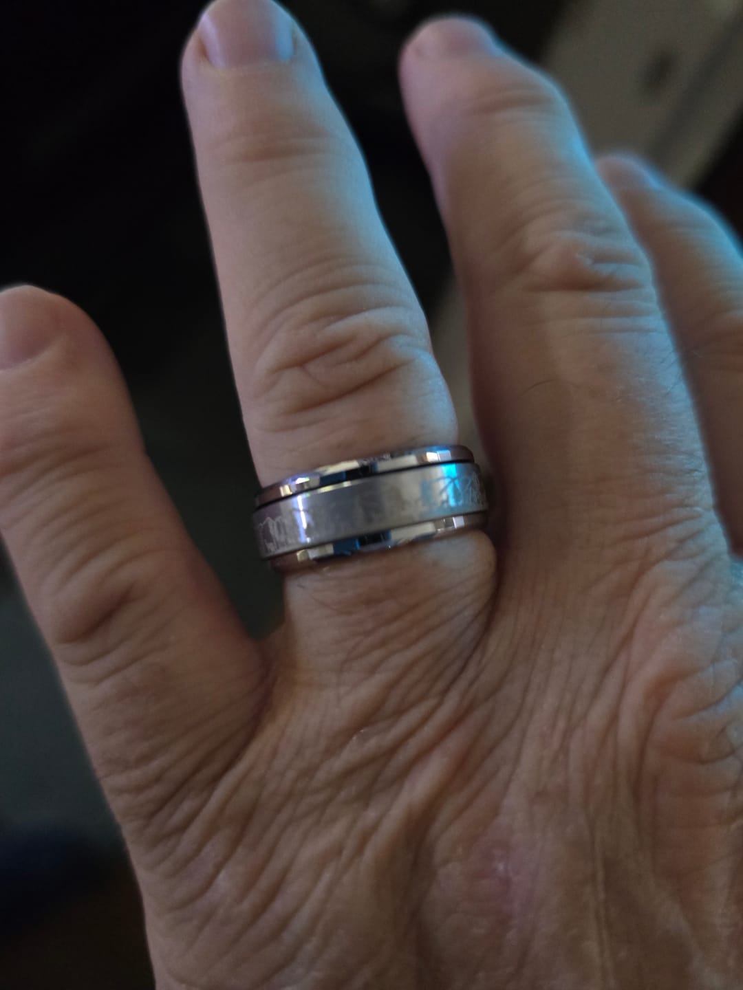Customer photo review of Deer Stag Mountain Range Spinner Ring - Tungsten 8mm