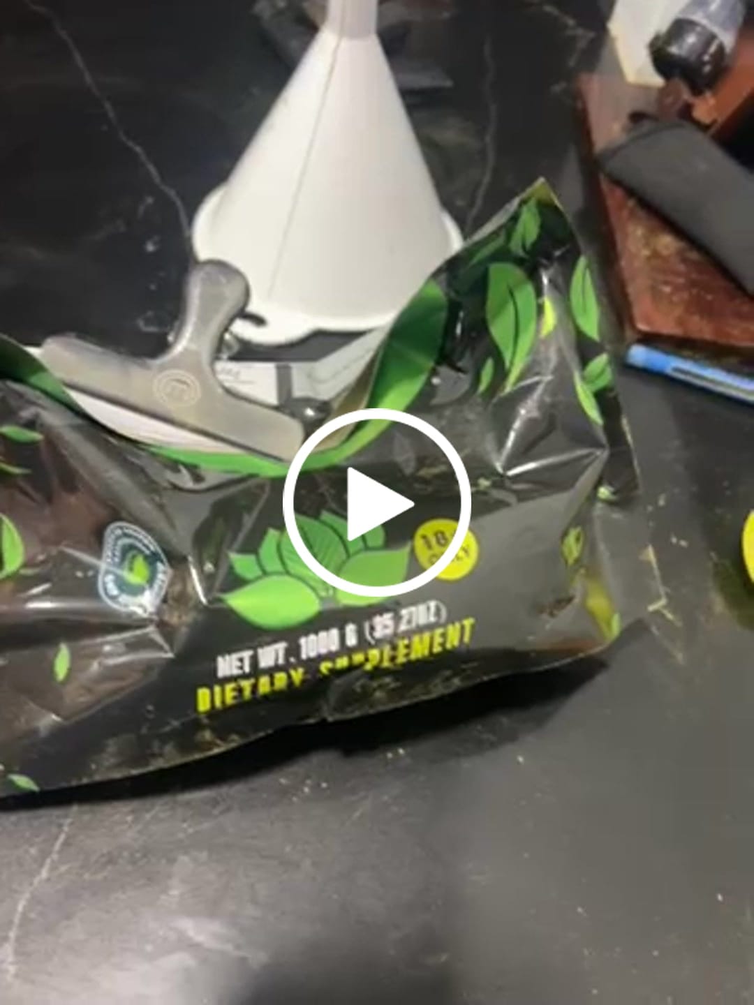 Customer video review of Experience Green Maeng Da Powder