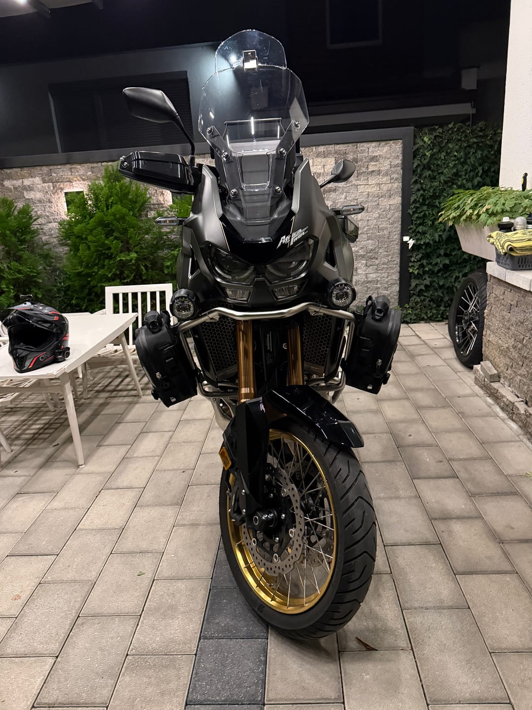 Customer photo review of Wanderer Motorcycle Crash Bar Bags – Inflatable/Non-Inflatable, Waterproof Frame Bags with Reflective Strips & Anti-Theft System (Pair)
