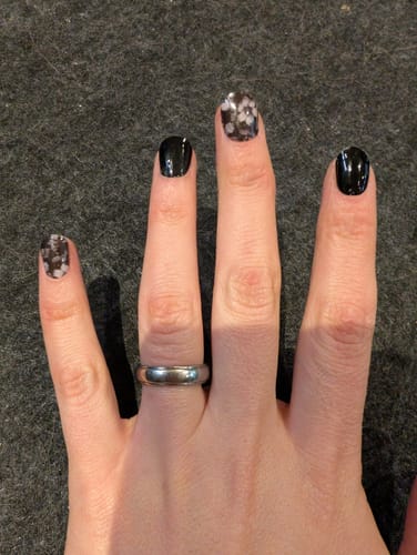 Jessica H. review of UV Gel: Midnight Waltz image 1 out of 1