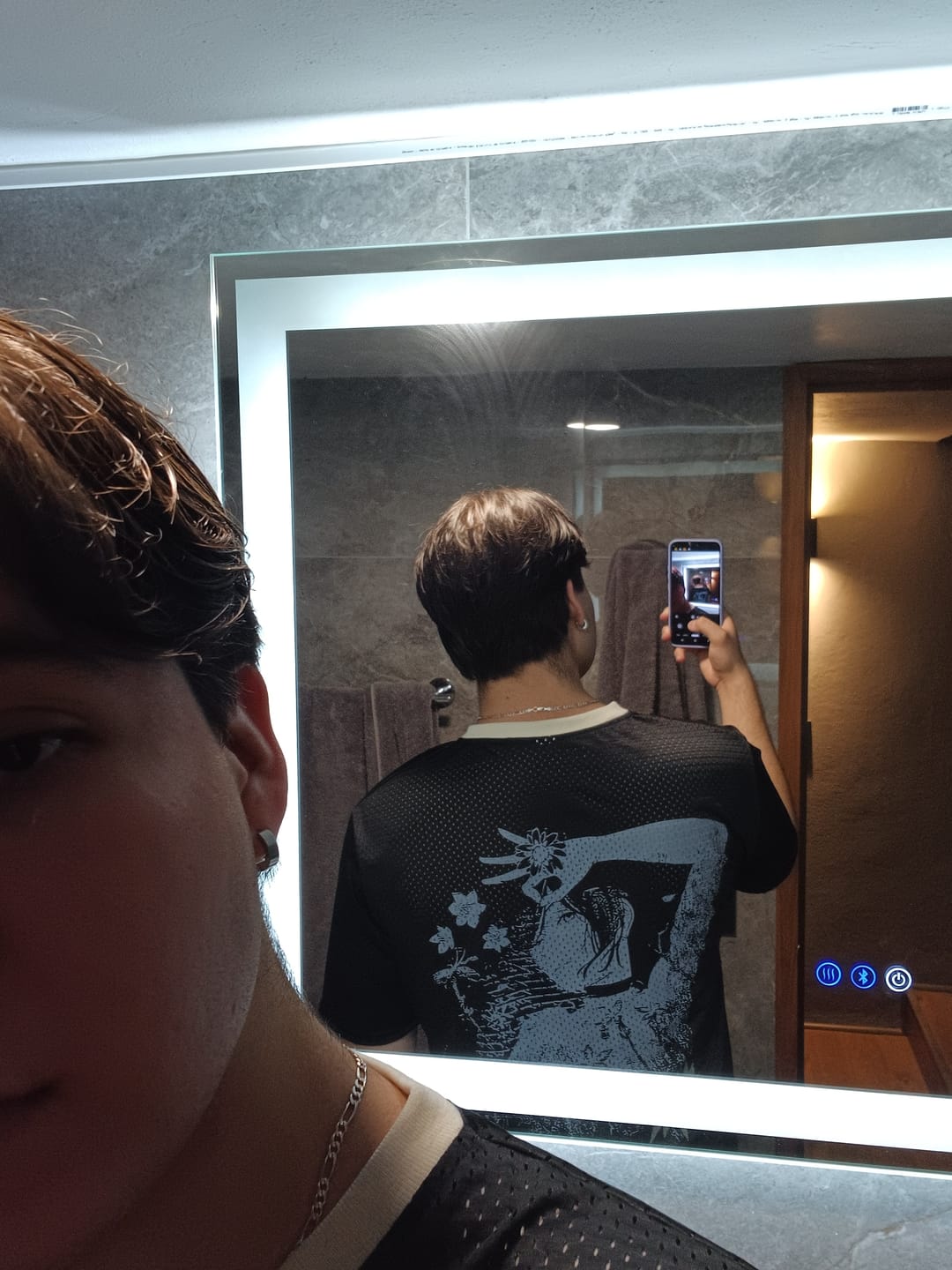 Customer photo review of Drop-04 Playera Jersey Oversize •Chainsaw Man Reze•
