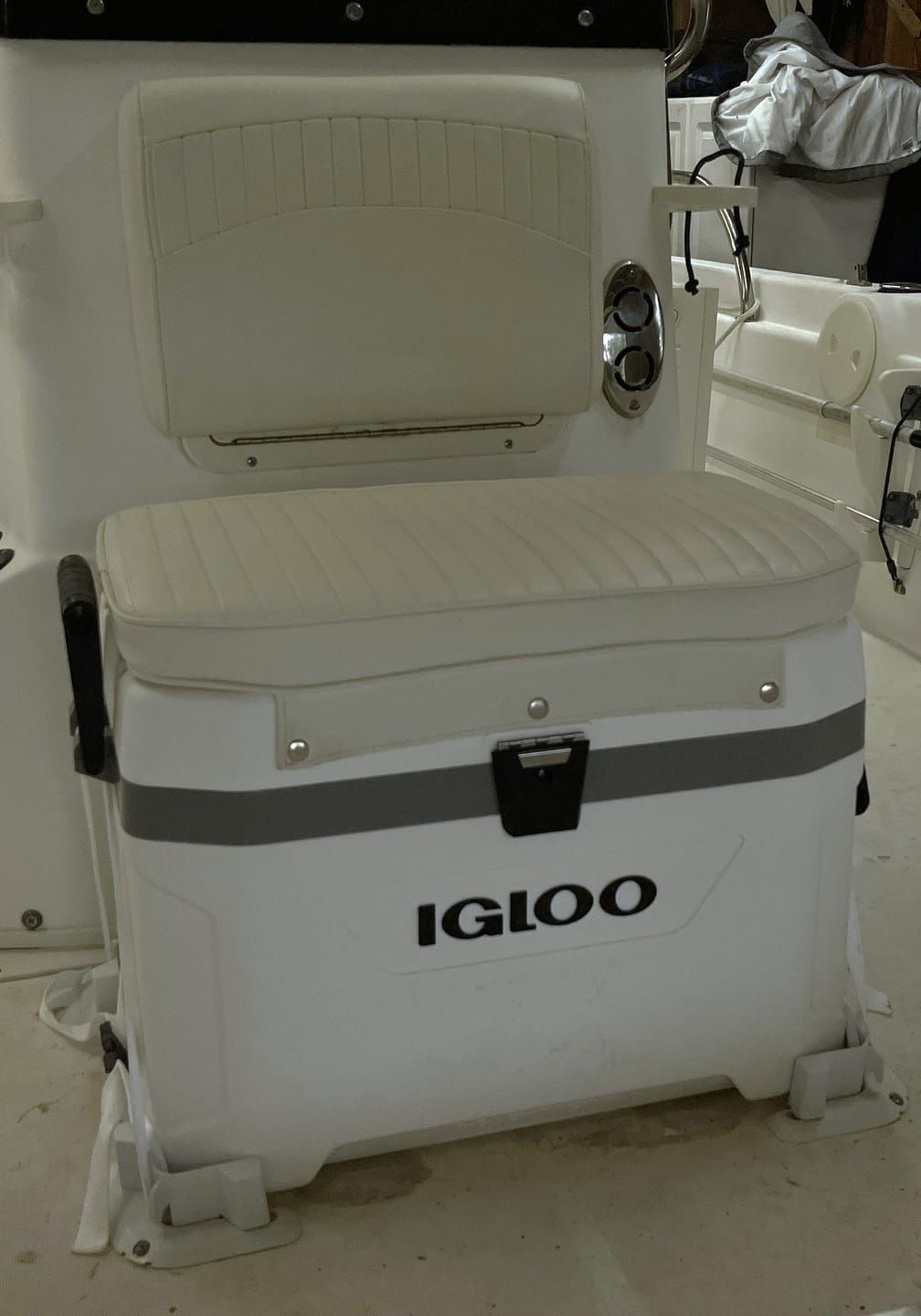 Customer photo review of Boston Whaler Dauntless 18' Stern Seat Cushion Set 2002-2006 Comfort Package (Bright White)