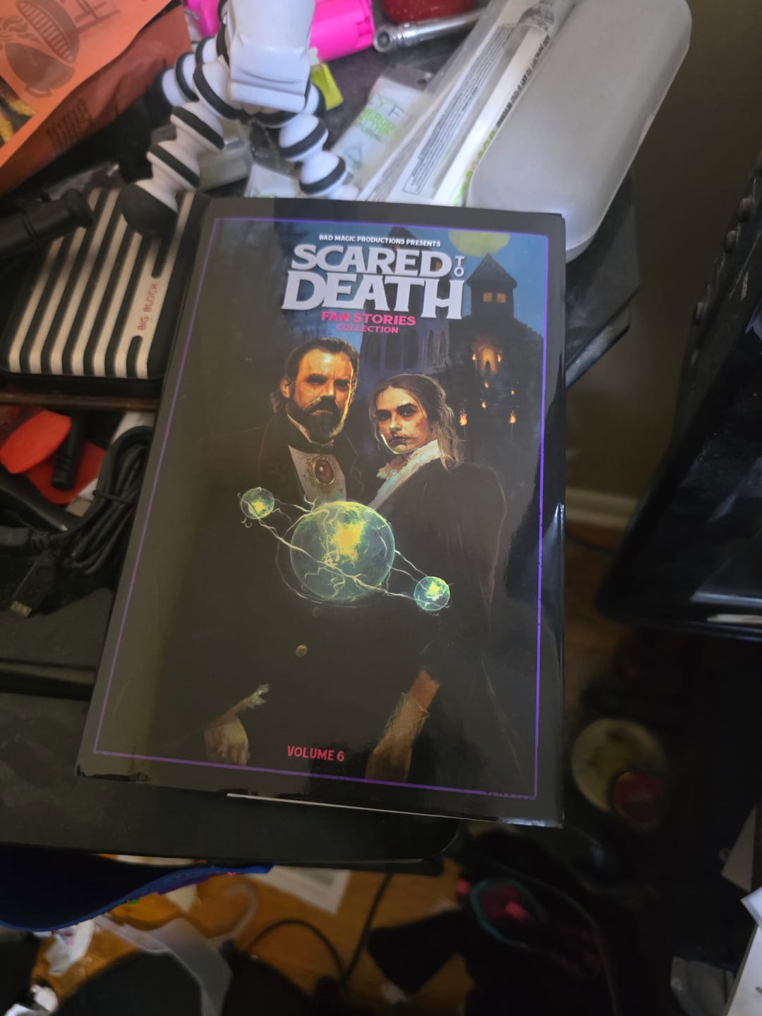 Customer photo review of Scared To Death Book Vol 6 SIGNED