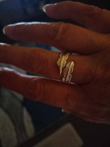 Customer photo review of Feather From An Angel Ring