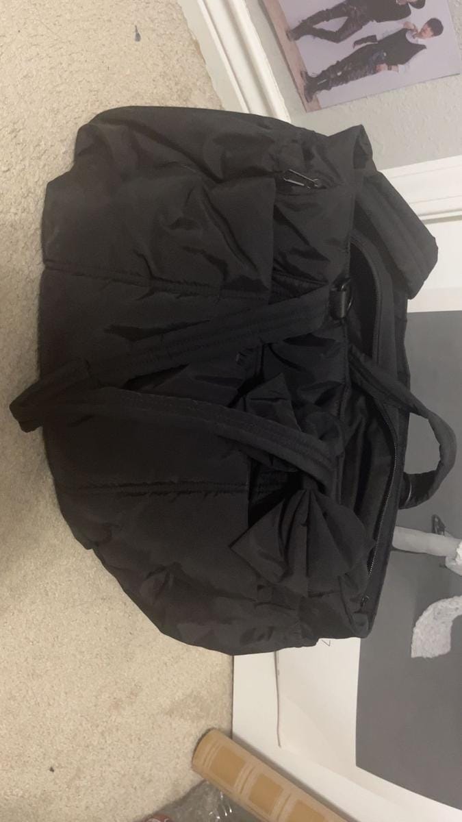 Customer photo review of Crush 23L Laptop Tote