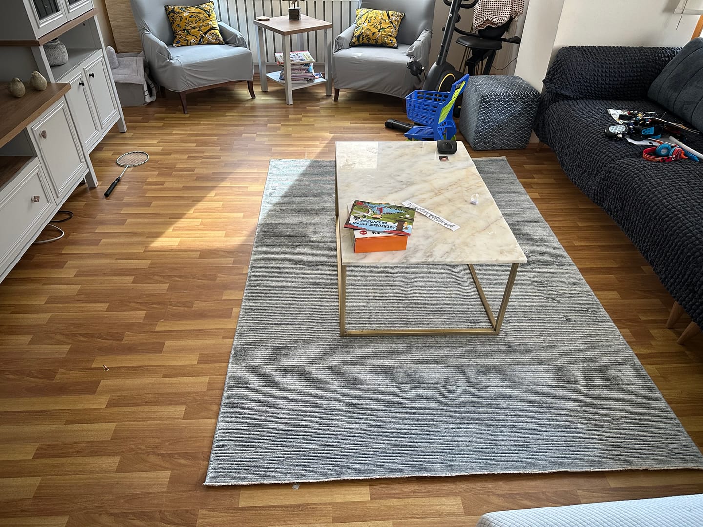 Customer photo review of Brasilia Tensel El Emeğiyle Üretilen Modern Sade Şık Özel Kara Tezgah Halısı PLAIN SKY BLUE