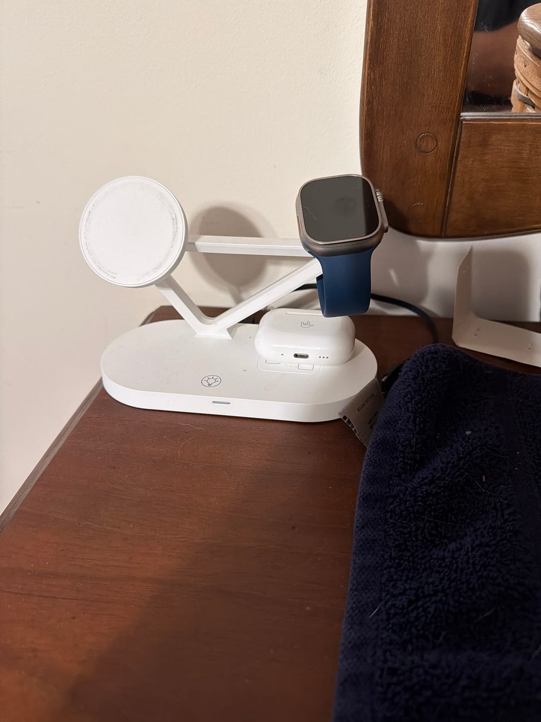 Customer photo review of PRISM CHARGING STATION BY MDRNDOCK