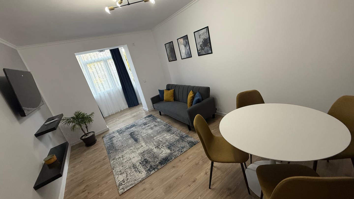 Customer photo review of Canapea extensibila ARMANDO, gri, stofa catifelata, 192x100x78 cm