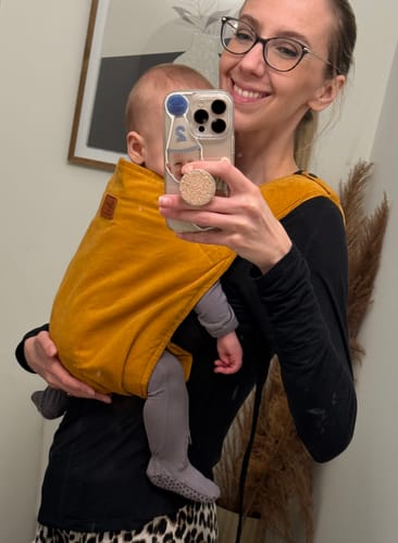 Customer photo review of Tuscany Onbuhimo by Happy Baby