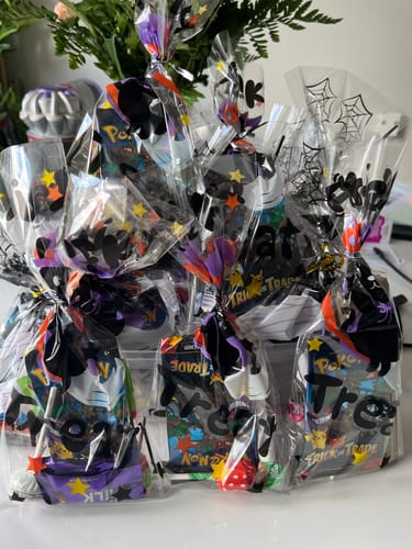 Joshua G. review of Pokemon TCG Trick of Trade 2024 (35 boosters) image 1 out of 1