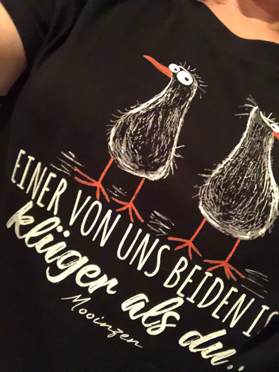 Customer photo review of Einer von uns beiden ist klüger als Du! · Damen Premium Bio T-Shirt 2.0
