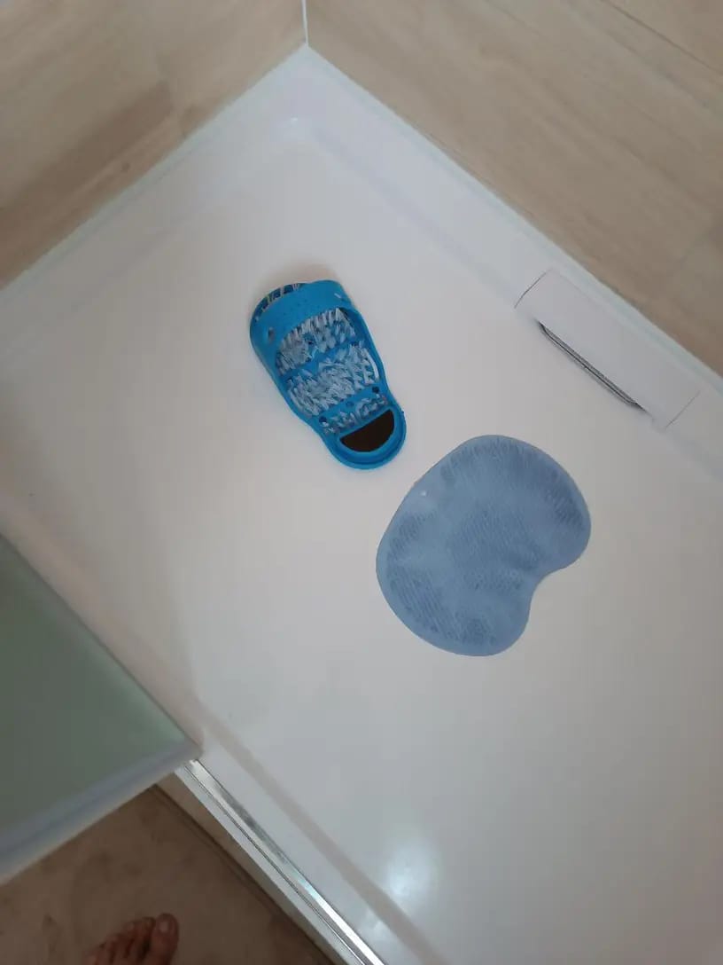 Customer photo review of FootMate- Papuča za higijenu i masažu stopala