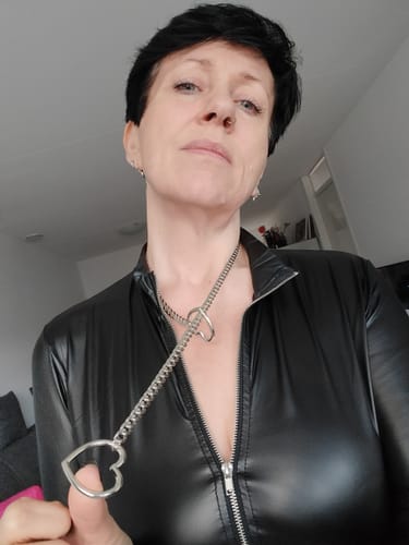 Customer photo review of Heart Slip Chain