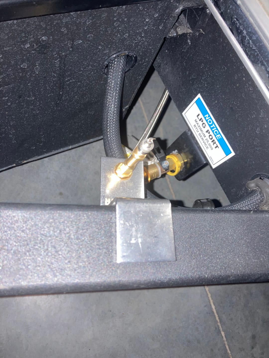 Customer photo review of AIR GEAR EasyAIR Spare Tire Inflation System