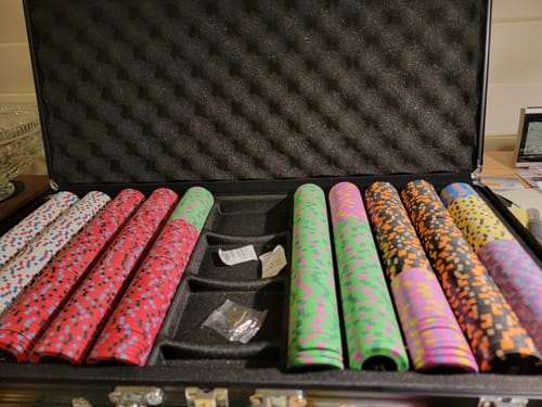 Customer photo review of Poker Chips Set Banks 750