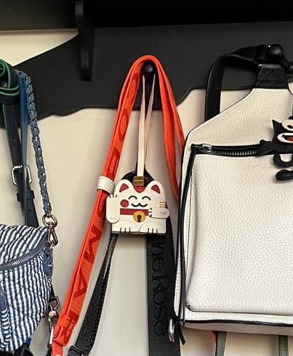 Customer photo review of MANEKI NEKO CAT CHARM