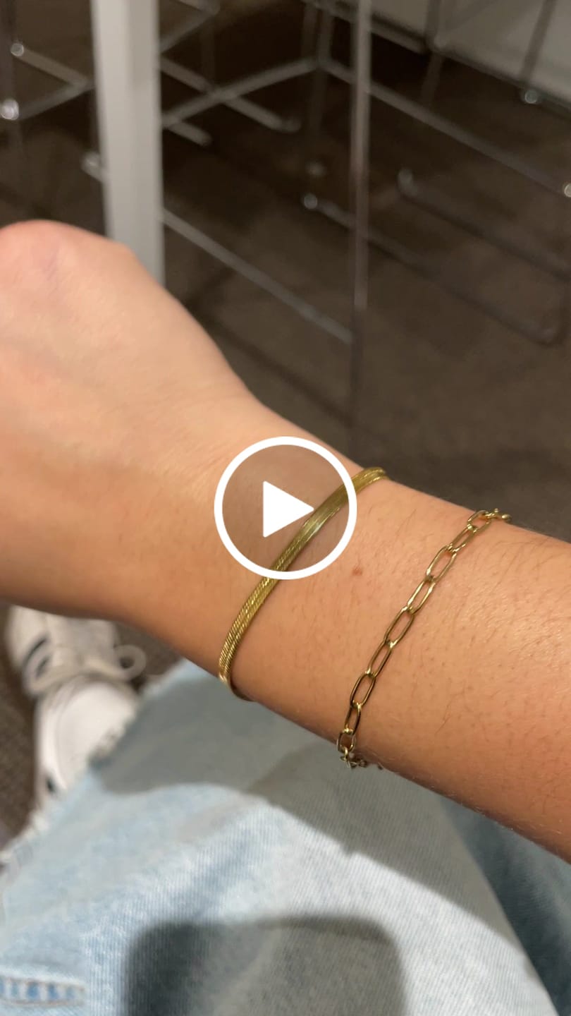 Customer video review of Maui Paperclip Bracelet (Bundle)