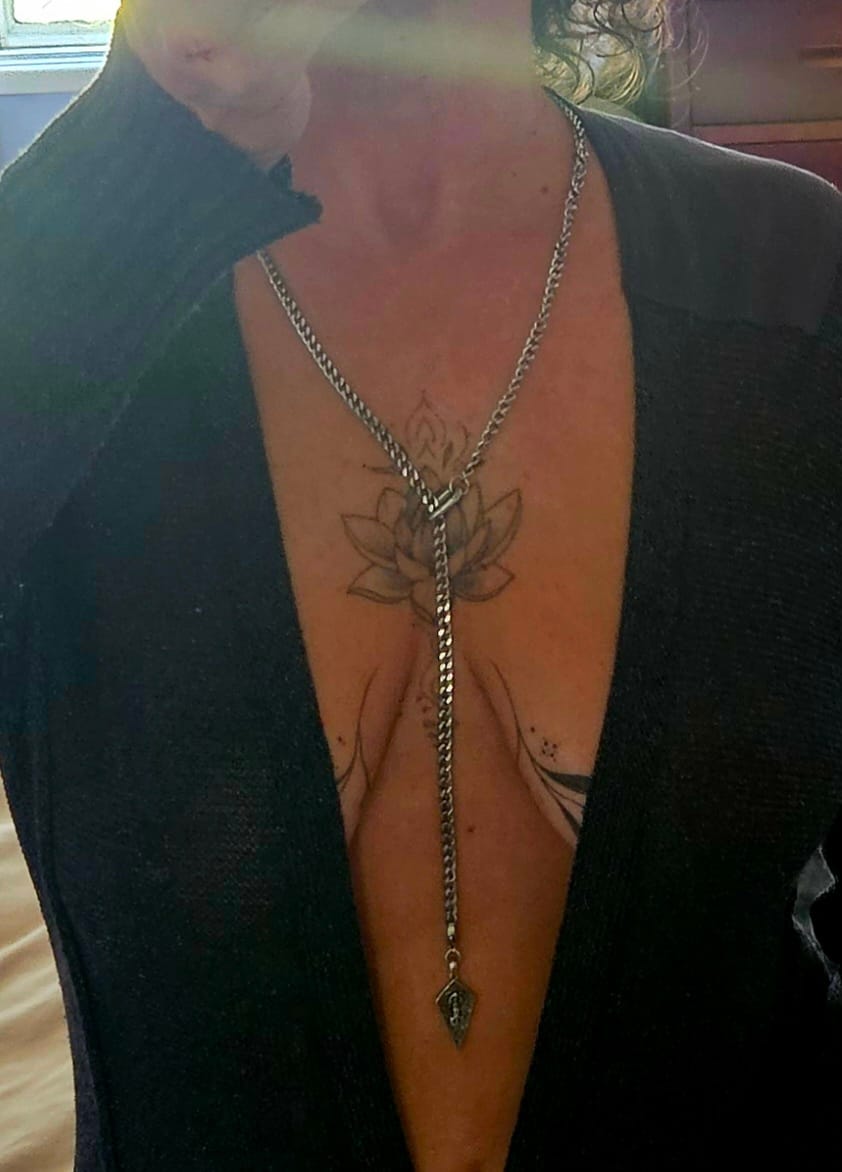 Customer photo review of Knight’s Shield Slip Chain Choker – Silver Edition