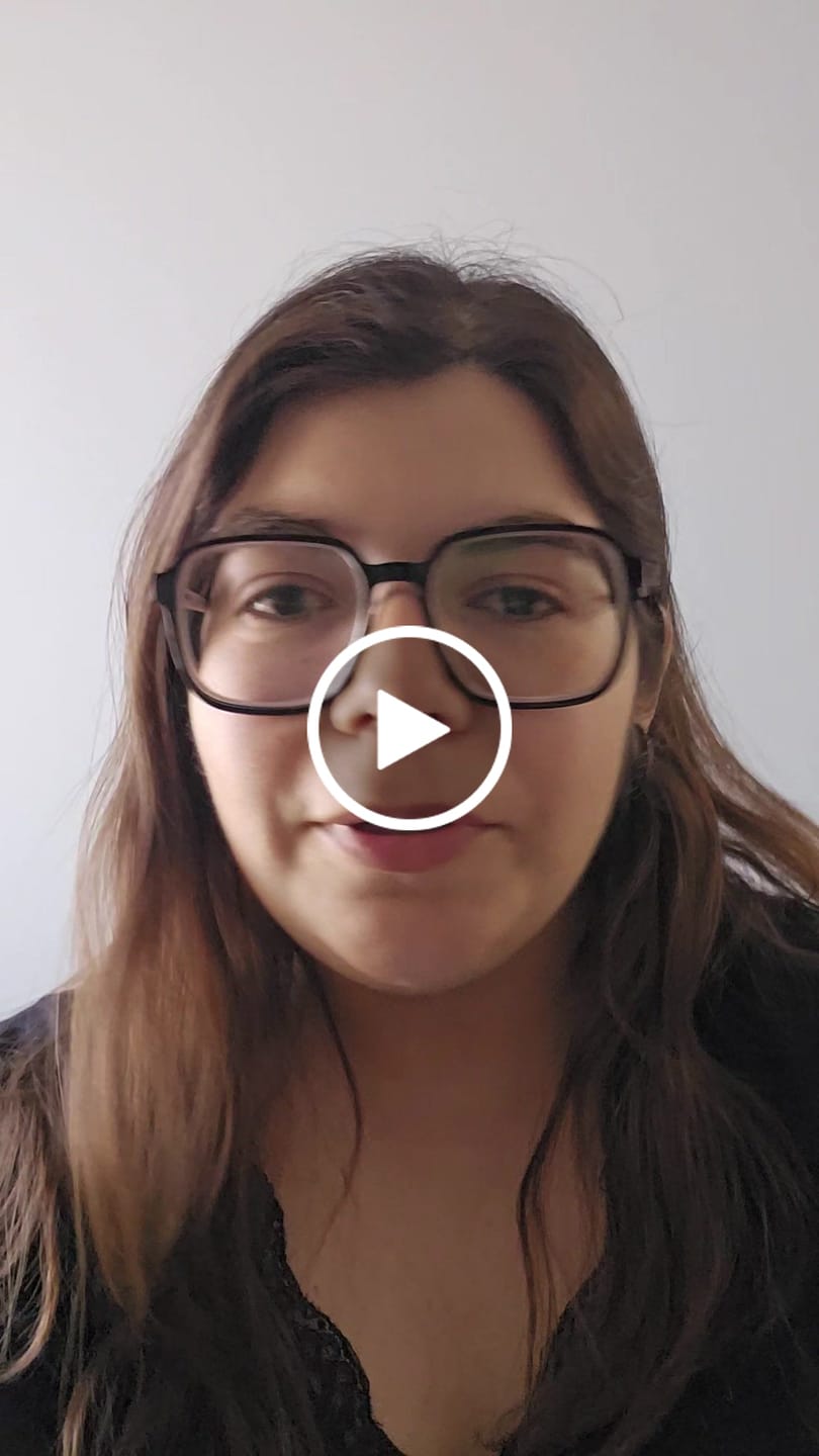 Customer video review of Pack Tratamiento Anticaspa Seca o Psoriasis Básico en Barra