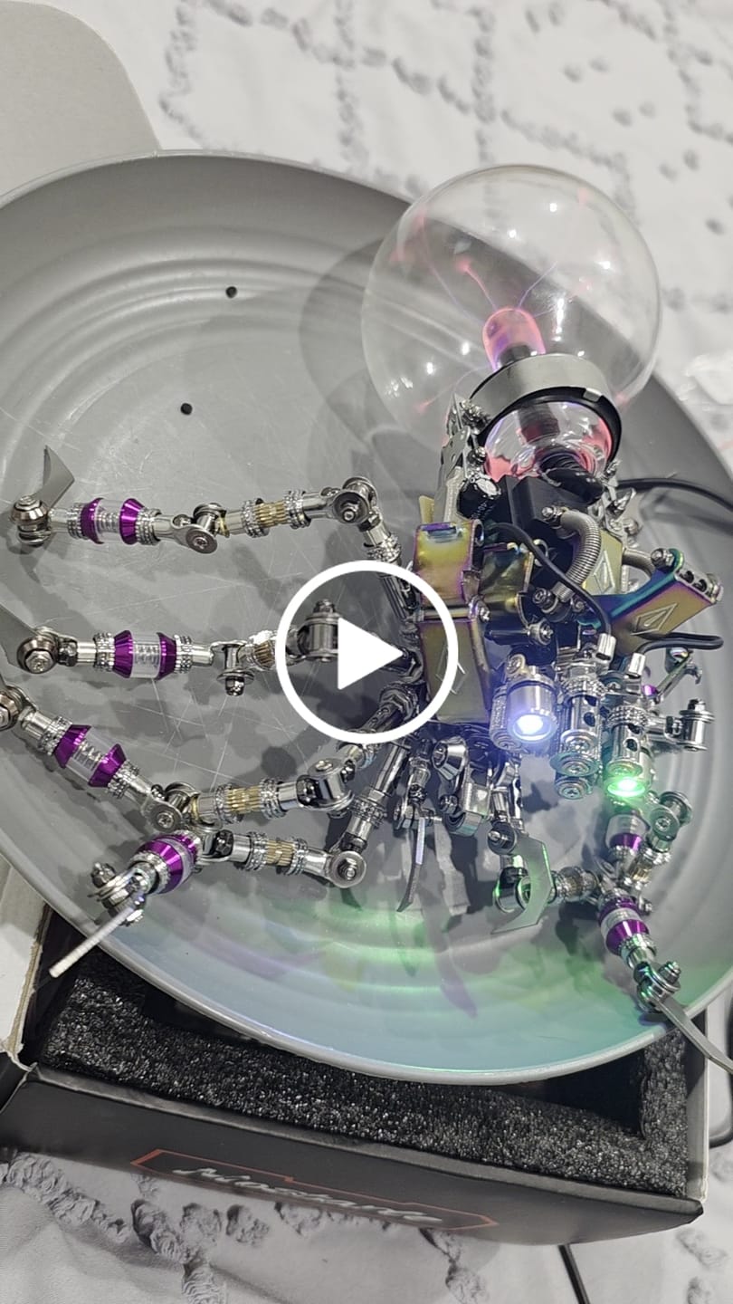 Customer video review of Cyberpunk Plasma Ball Spider