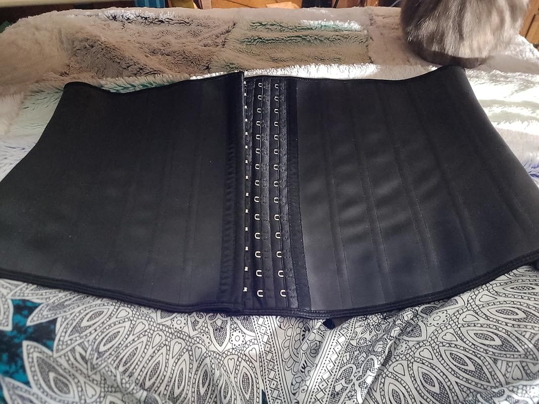 Customer photo review of STEZNIK korset za STOMAK za oblikovanje figure