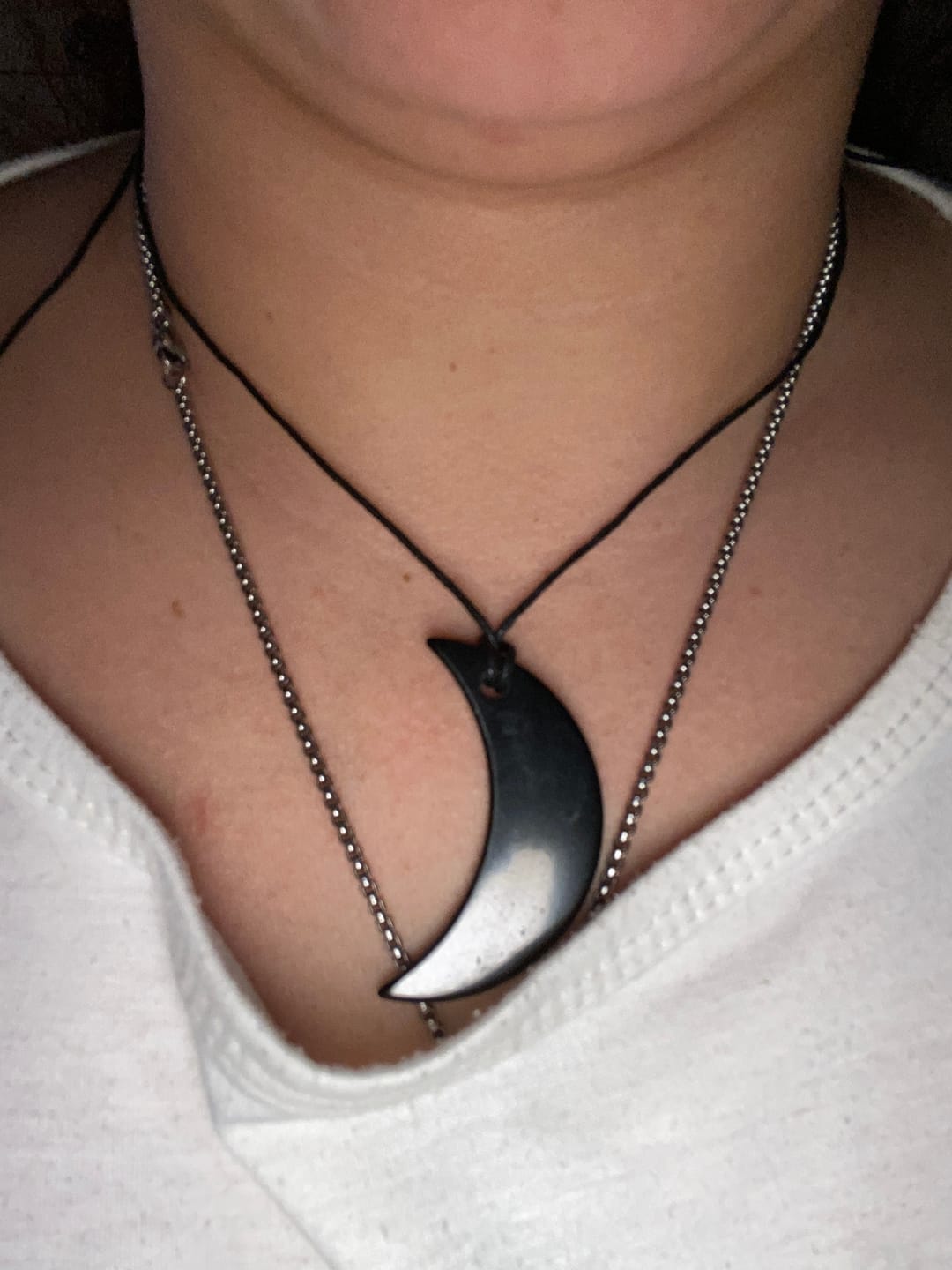 Customer photo review of Colgante de Shungit Luna || Protección - Desintoxicación