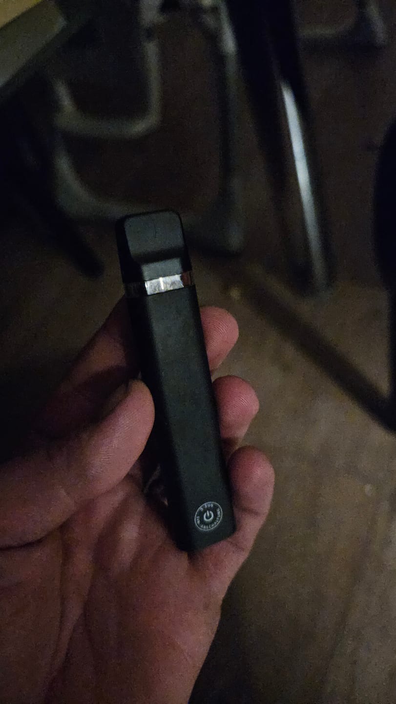 Customer photo review of HHZ Vape Pen 95% - Blueberry