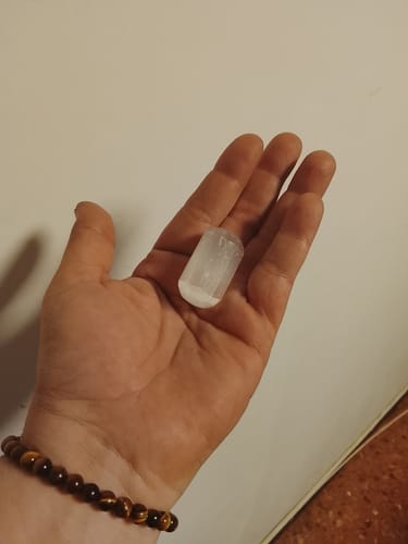 Customer photo review of Selenita Rodada || Limpieza Energética - Paz