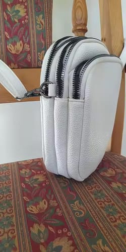 Customer photo review of תיק צד לטלפון Vera