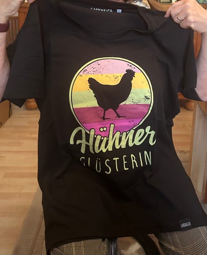 Customer photo review of Hühner Flüsterin - Damen Premium Organic Shirt