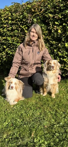 Kundeanmeldelse med foto af KeepDry Overgangsjakke 2.0 | Mocca | Nala