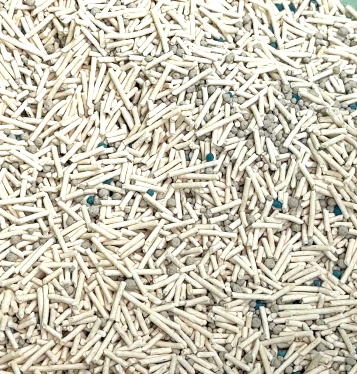Customer photo review of Michu Mixed Tofu Cat Litter Lite 6L – Flushable, Eco-Friendly & Odour Control