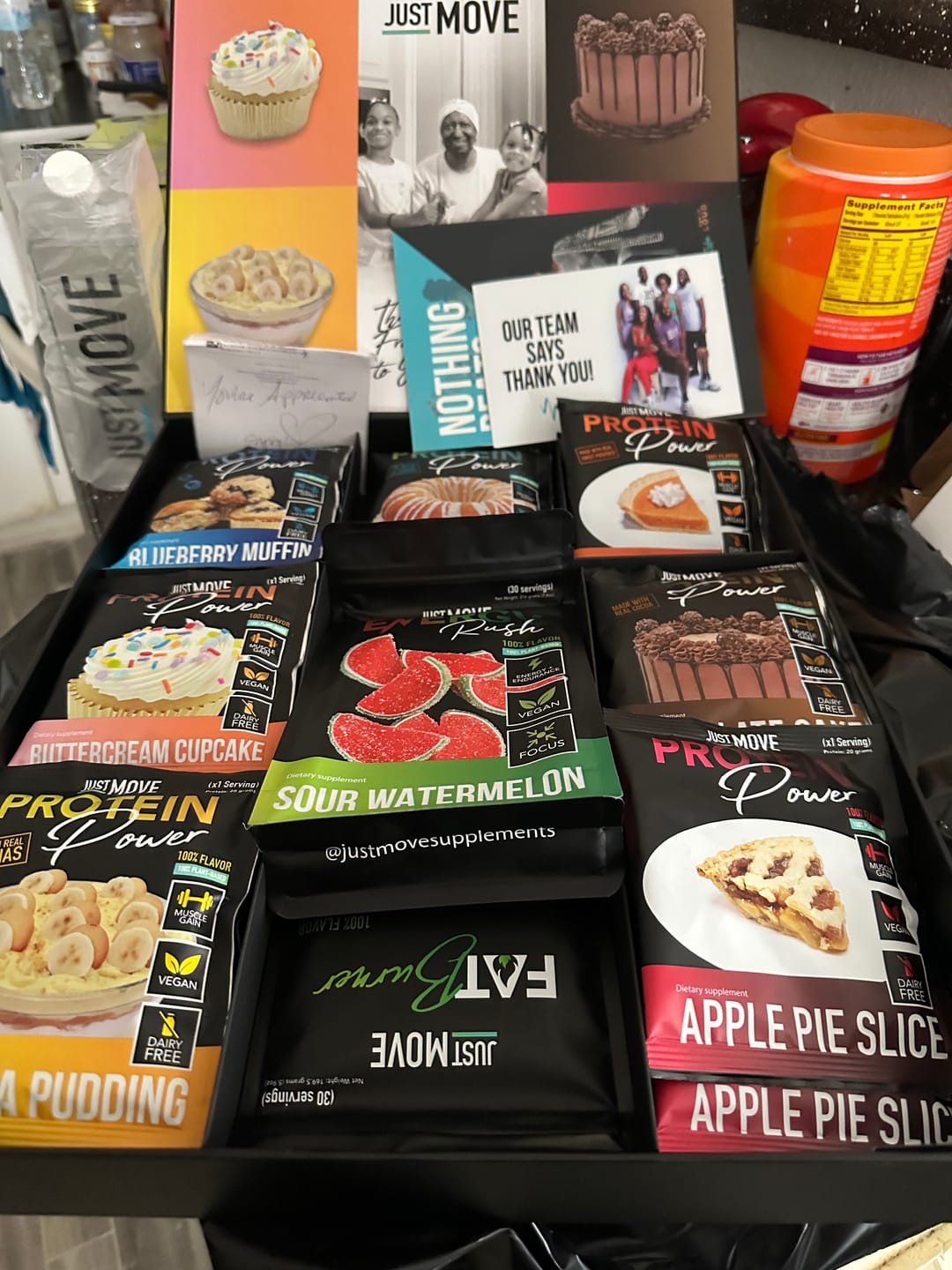 Customer photo review of The BLACK BOX - Assortment Box with FREE Juice Box