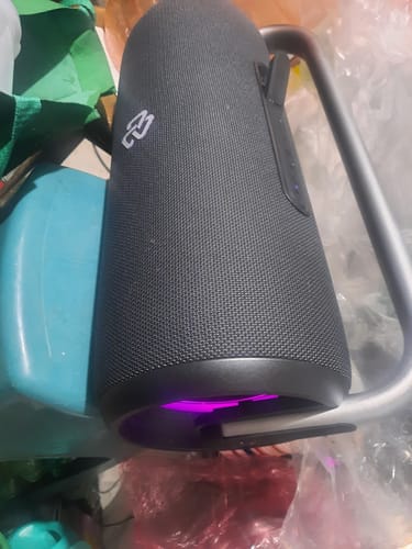 Customer photo review of Bocina Portátil STF Boost Power Max | 110W de Potencia | TWS & Power Bank