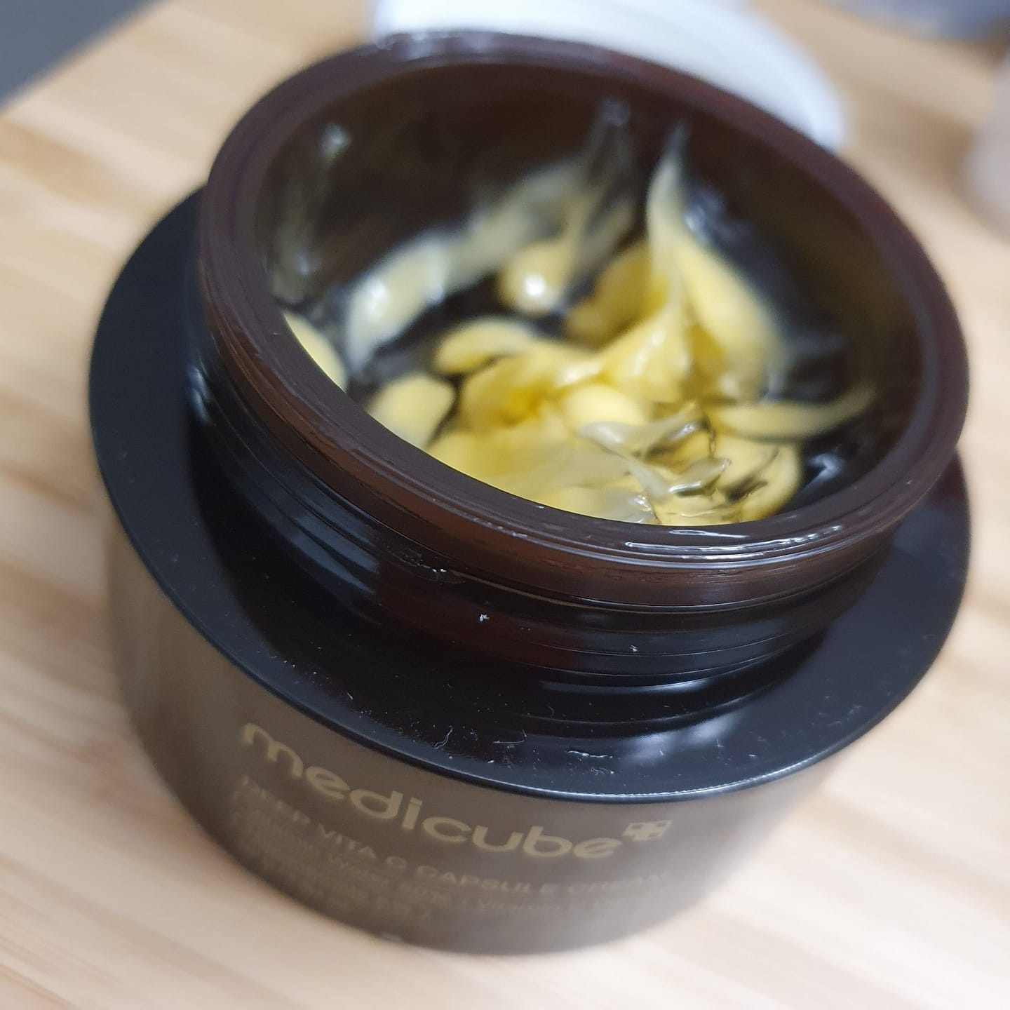 Customer photo review of Medicube Deep Vita C Capsule Cream