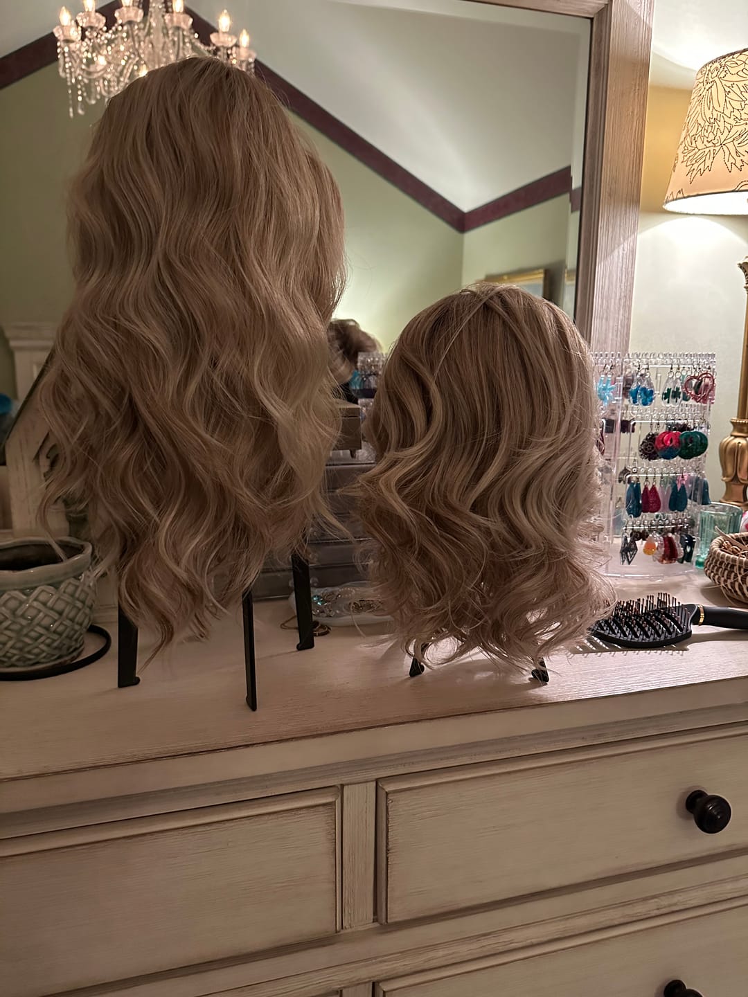 Customer photo review of WIG DRYING STAND
