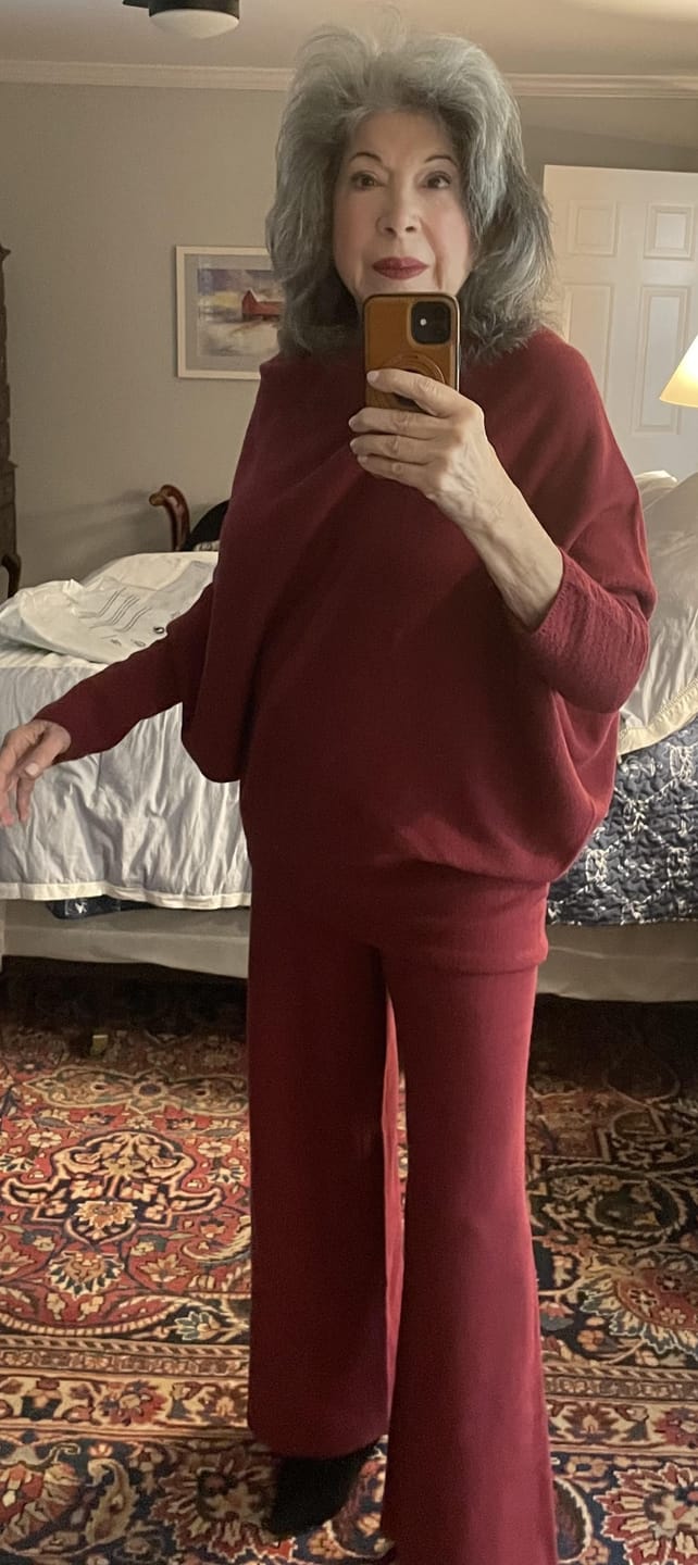 Customer photo review of HEIDI DAUS®"New Elegance" Pull On Knit Pants