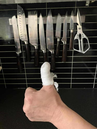 Customer photo review of "Imperial" Collection - Premium Japanese Kitchen Knife Set with Damascus Pattern