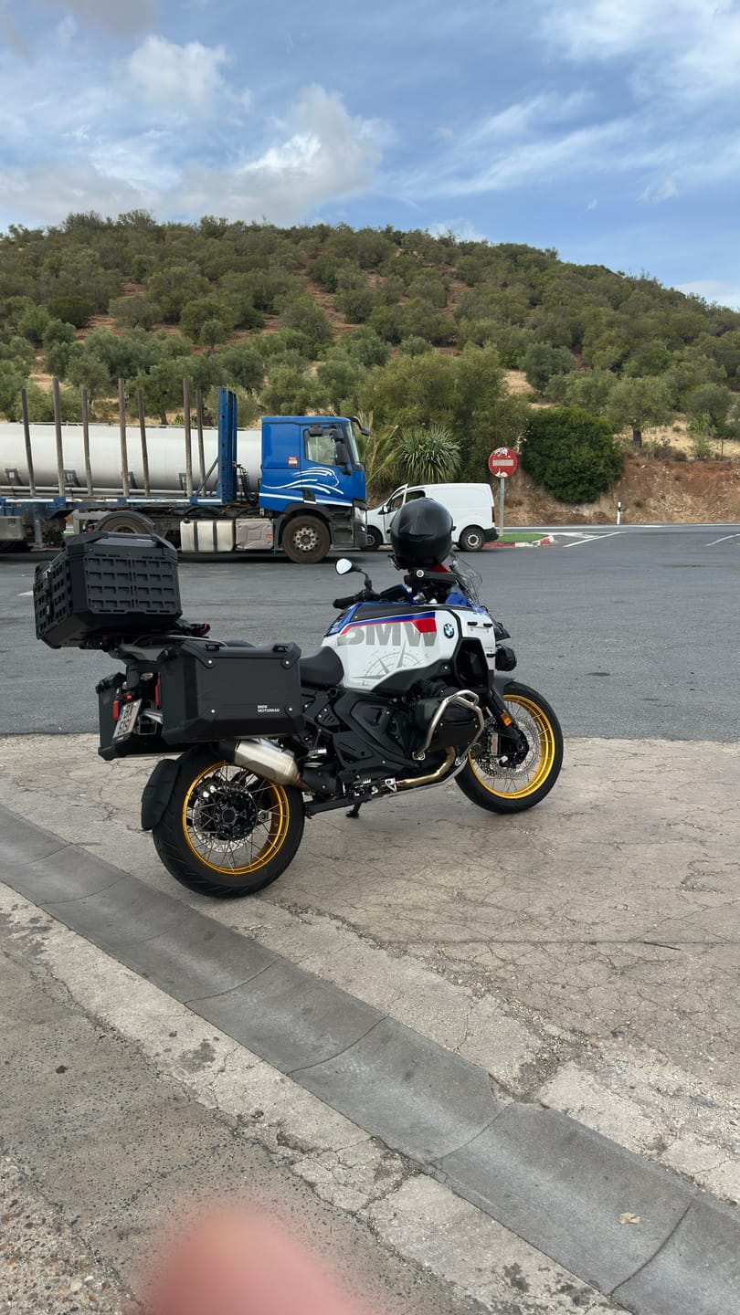 Customer photo review of MotoCase – The Ultimate Top Case