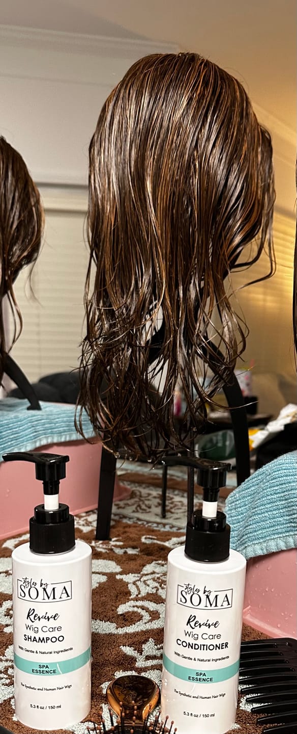Customer photo review of WIG DRYING STAND