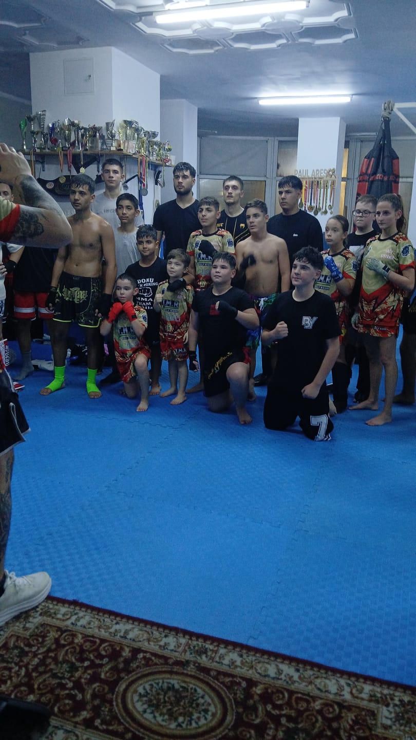 Customer photo review of Manusi Box Knockout Fighter 2.0