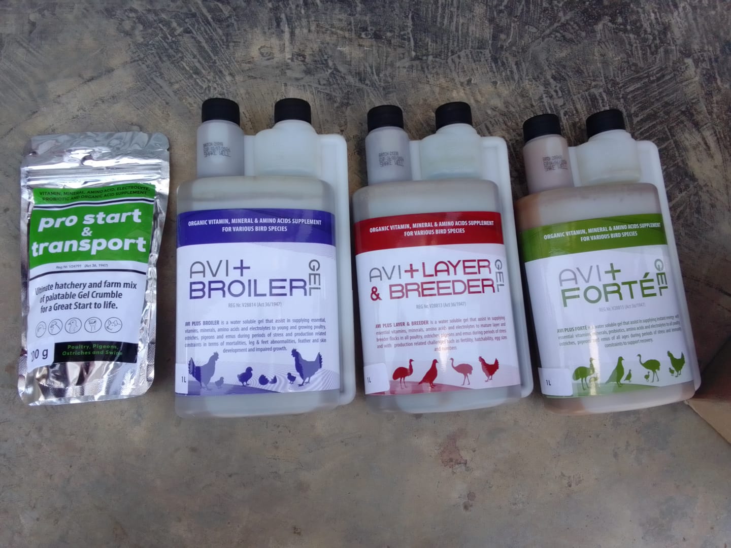 Customer photo review of Avi Layer & Breeder (Fertility, Egg Quality & Skeletal Support for All Birds)