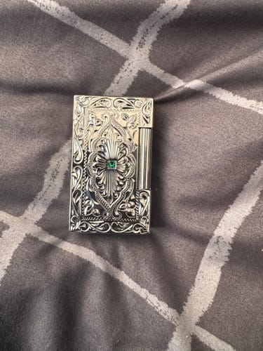 Customer photo review of Emerald Bloom Lighter (NEW)