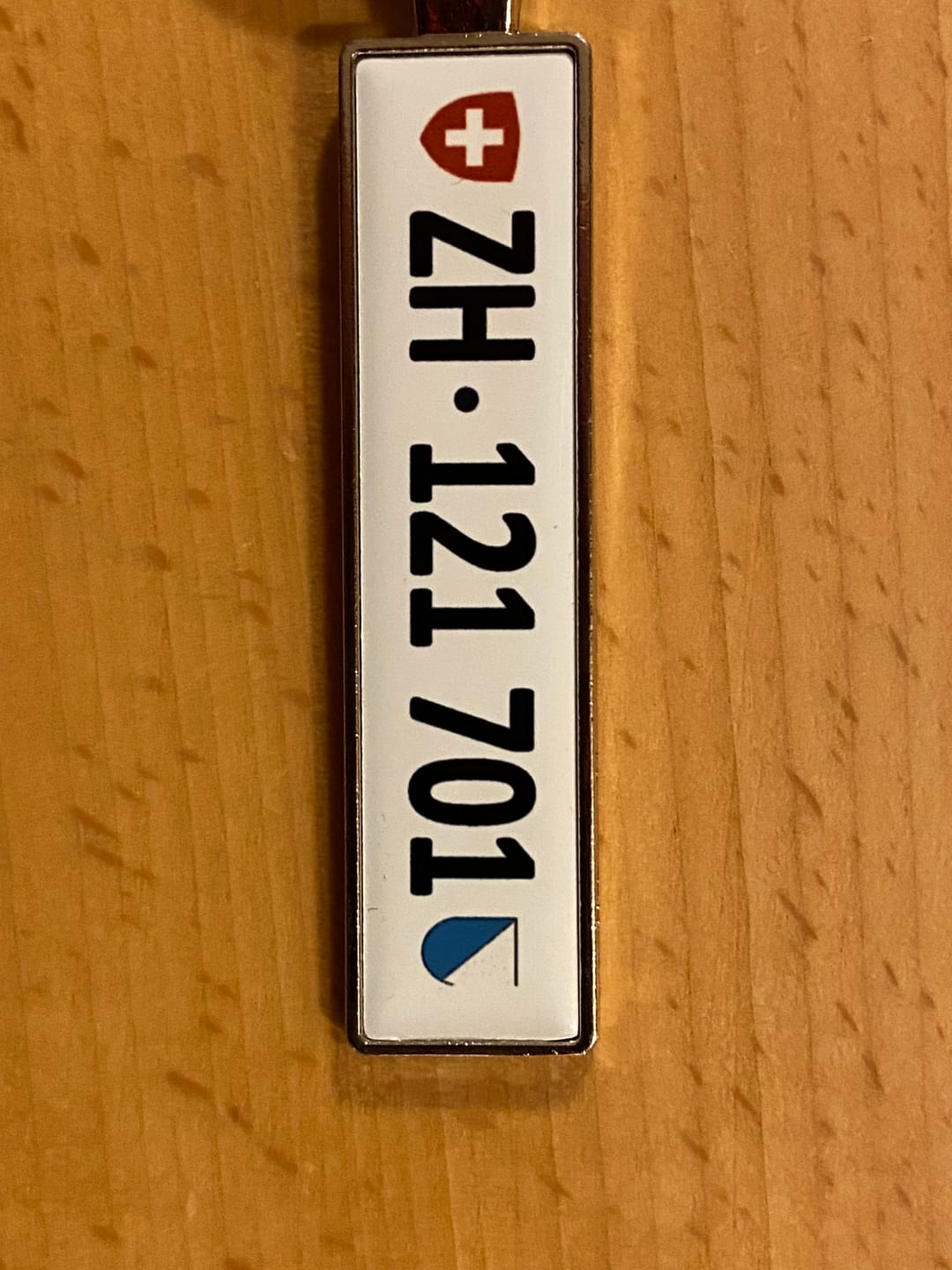 Customer photo review of Personalisierter Kennzeichen-Schlüsselanhänger – Dein Nummernschild als Anhänger
